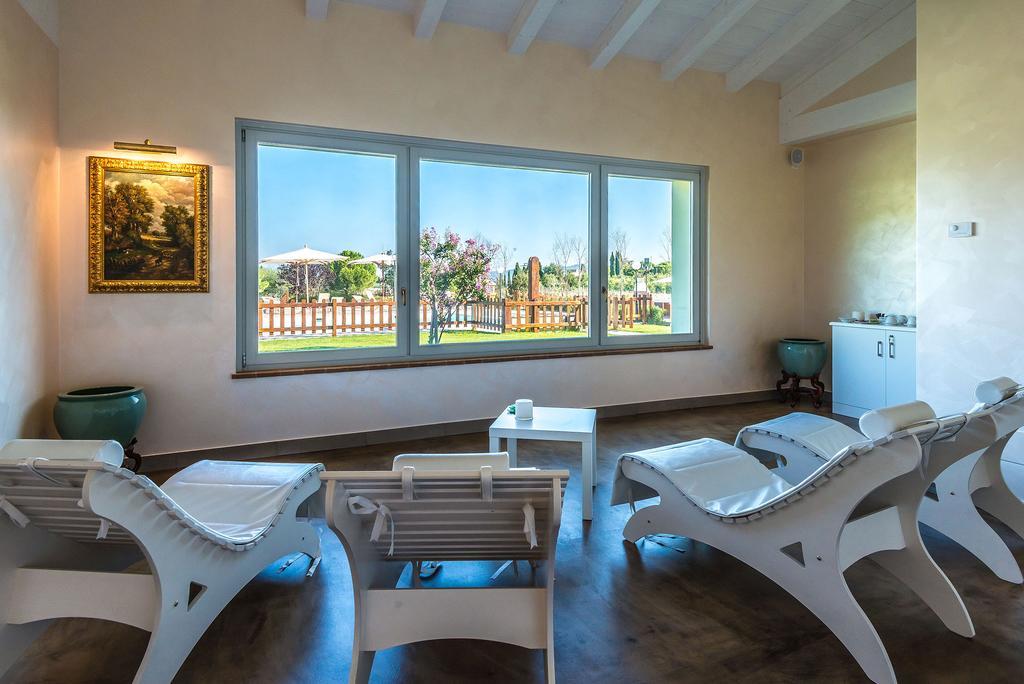 Relais Paradiso Resort & Spa Marcellano Экстерьер фото