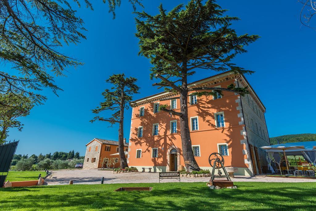 Relais Paradiso Resort & Spa Marcellano Экстерьер фото